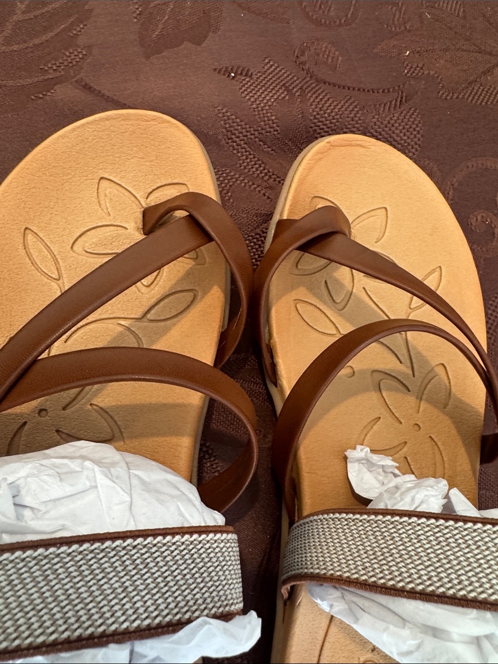 NWOT b.o.c. By Born slide on Sandals. Size 7 - Picture 13 of 14